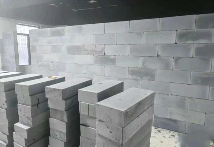 裝修砌墻，輕體磚與紅磚之選 &mdash;&mdash; 青島業(yè)主必看！